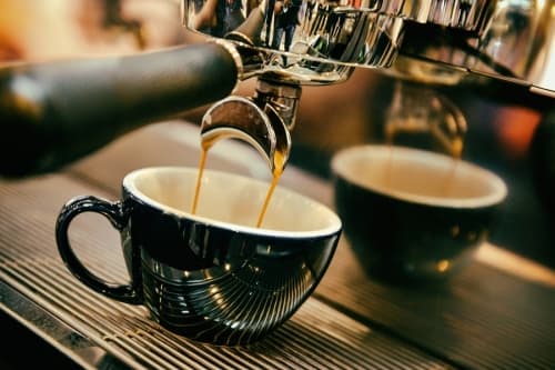 Cafe-Espresso Bar-Takeaway-Under Management