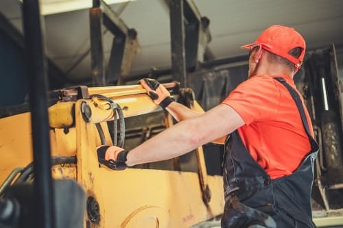 Manufacture - Services - Machinery - Freehold Available